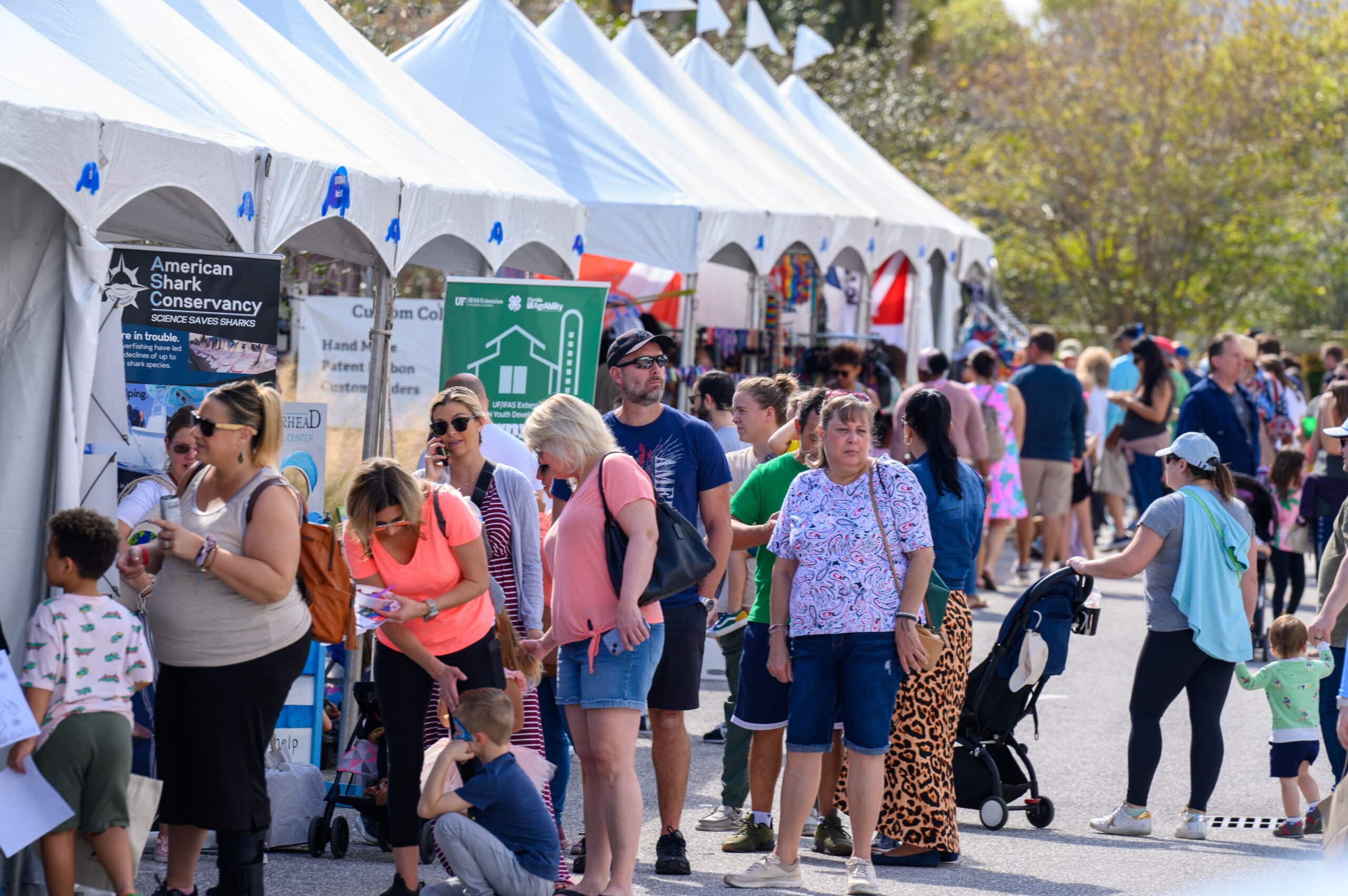 vendor row